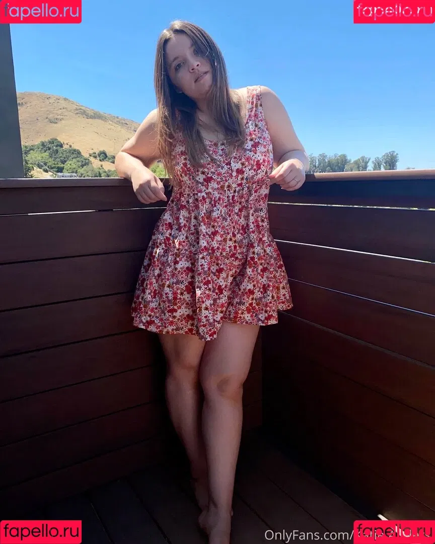 Katie & Rose Anders Onlyfans Photo Gallery 