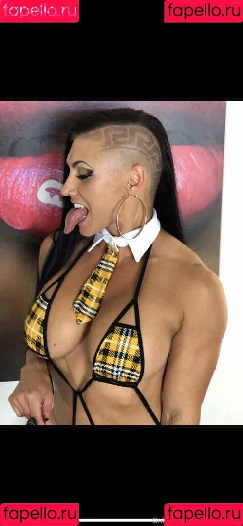 QueenKarma Onlyfans Photo Gallery 