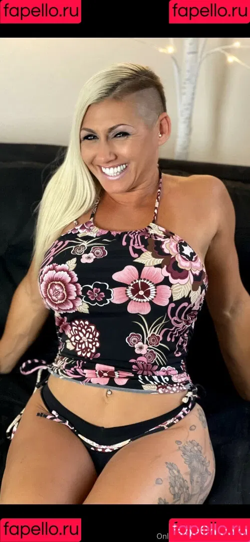 QueenKarma Onlyfans Photo Gallery 