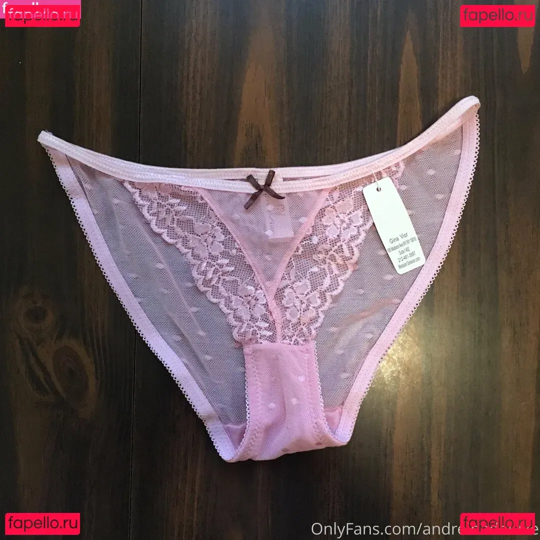 QueenKarma Onlyfans Photo Gallery 