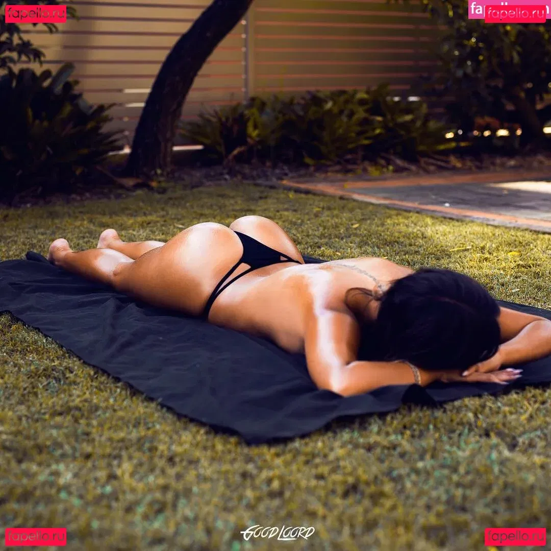 Justine Reine Marie Onlyfans Photo Gallery 