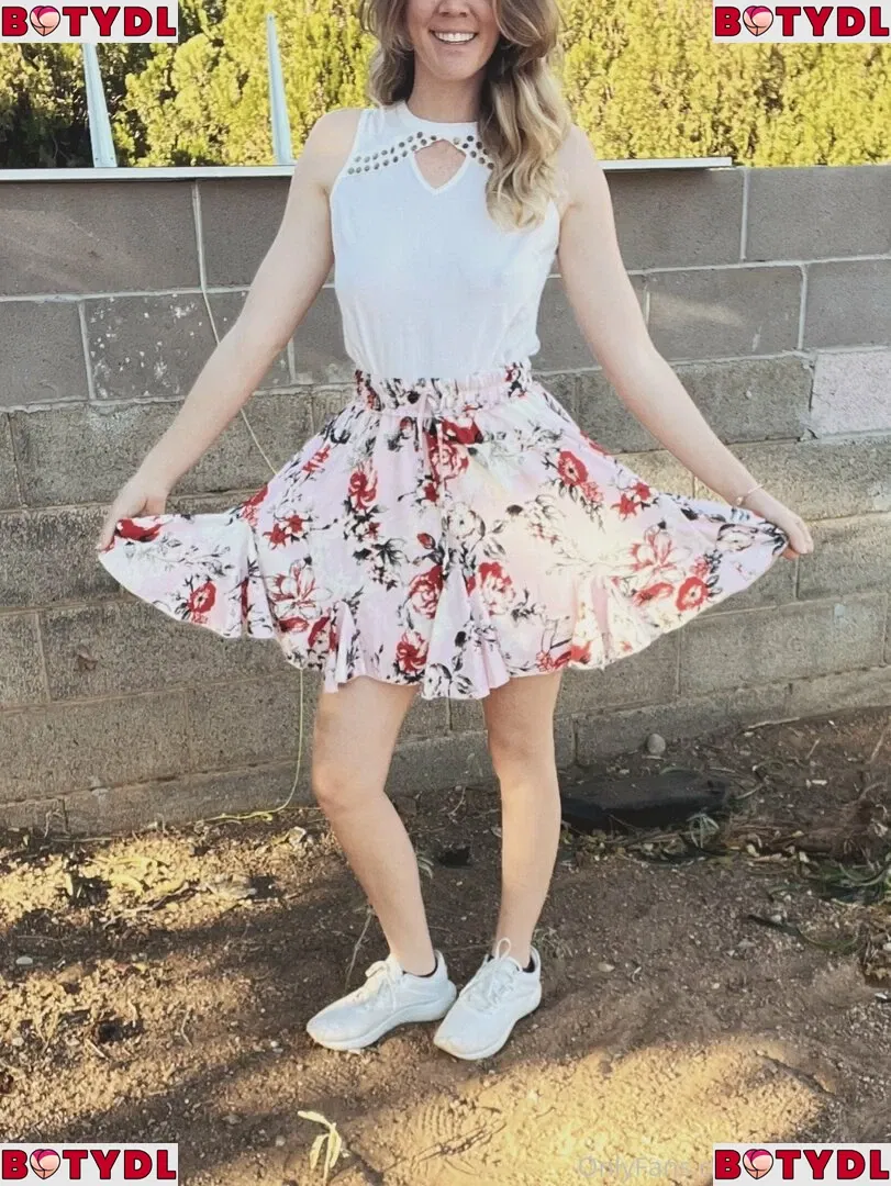 littletastey Onlyfans Photo Gallery 