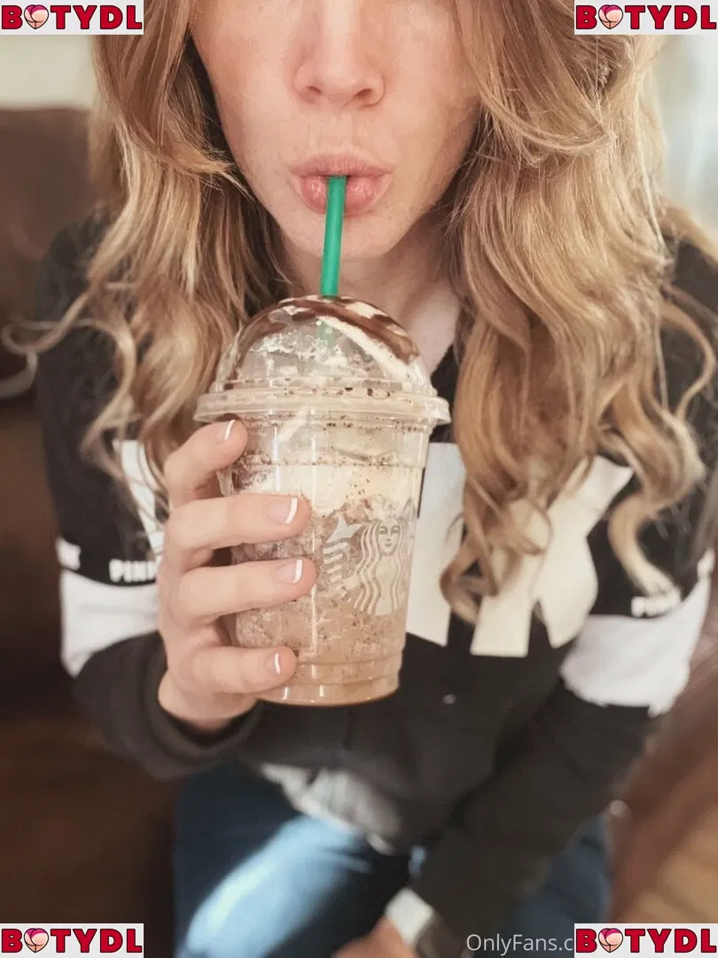 littletastey Onlyfans Photo Gallery 