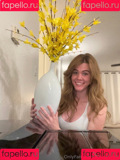 littletastey Onlyfans Photo Gallery 