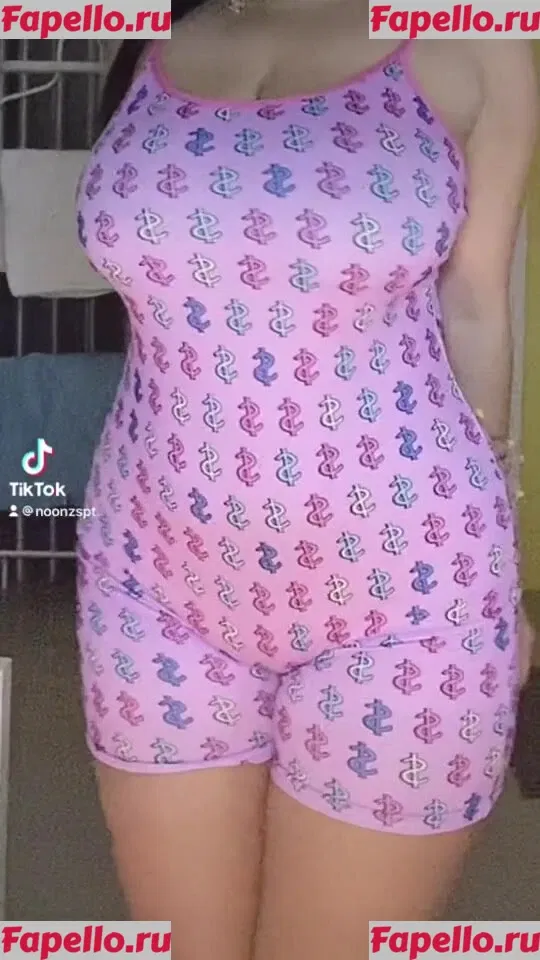 Noonz Supattra Onlyfans Photo Gallery 