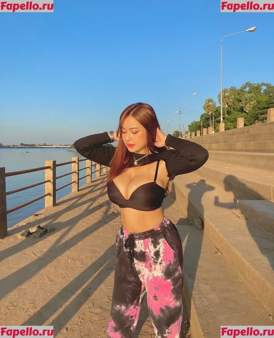 Noonz Supattra Onlyfans Photo Gallery 