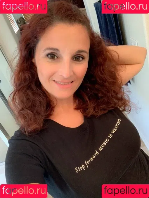 Mrs. Badass Onlyfans Photo Gallery 