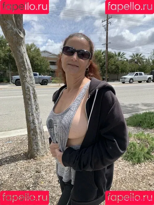Mrs. Badass Onlyfans Photo Gallery 