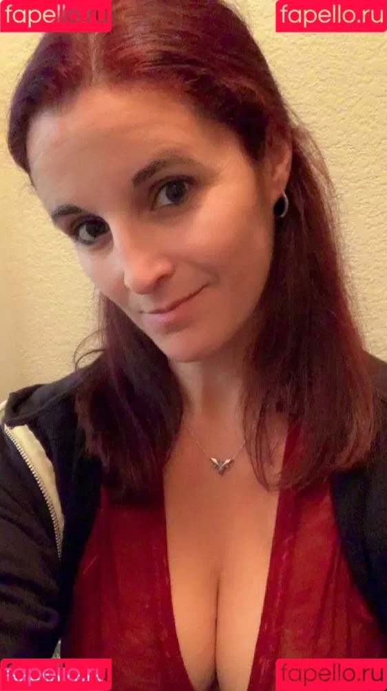 Mrs. Badass Onlyfans Photo Gallery 