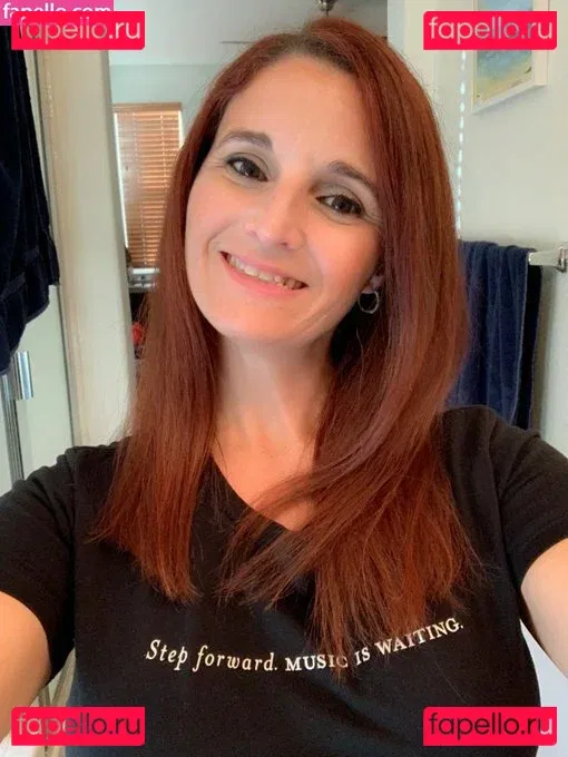 Mrs. Badass Onlyfans Photo Gallery 