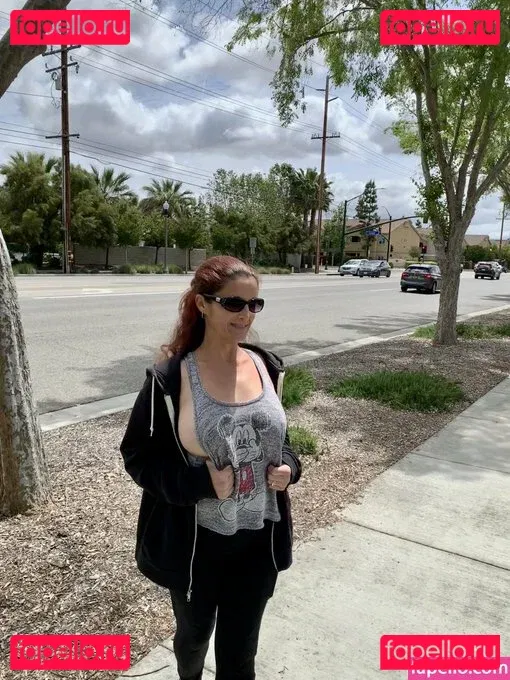 Mrs. Badass Onlyfans Photo Gallery 