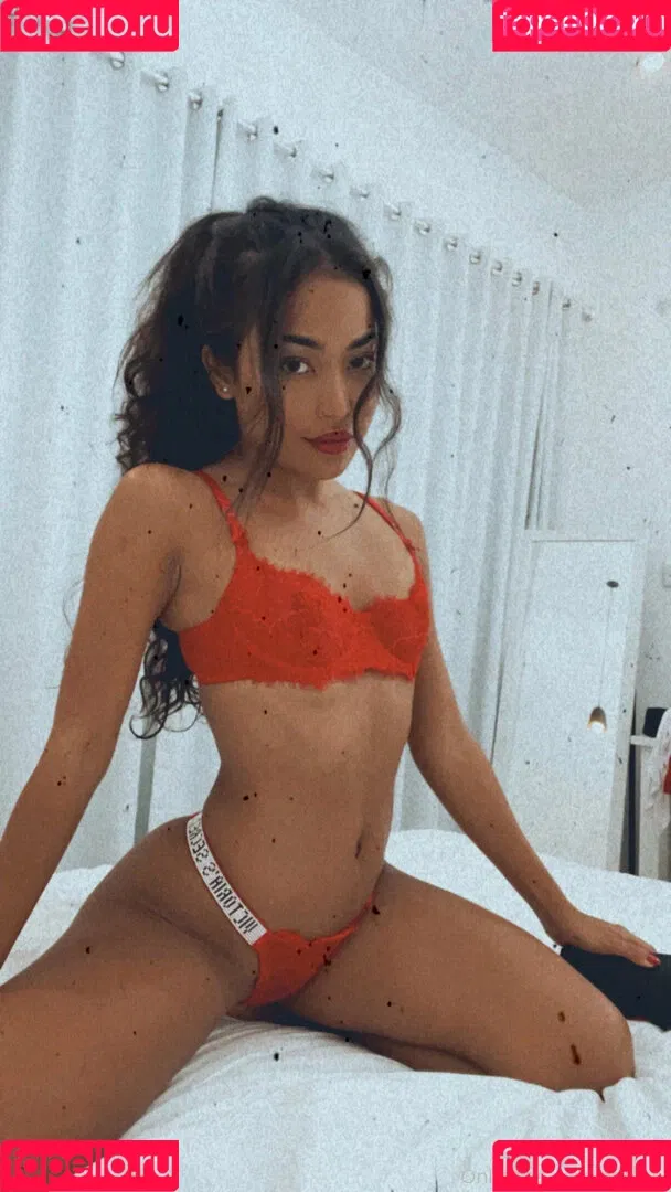 Erzabel Onlyfans Photo Gallery 