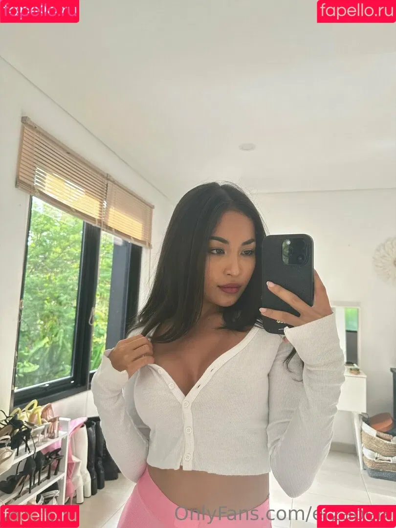 Erzabel Onlyfans Photo Gallery 