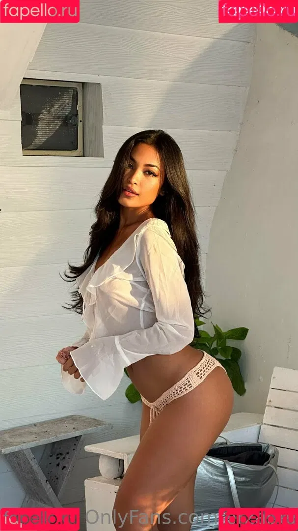 Erzabel Onlyfans Photo Gallery 