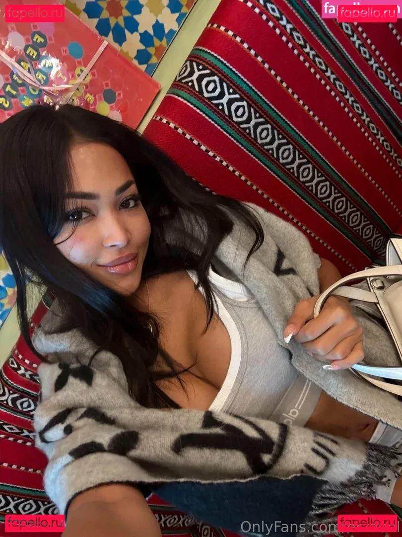 Erzabel Onlyfans Photo Gallery 