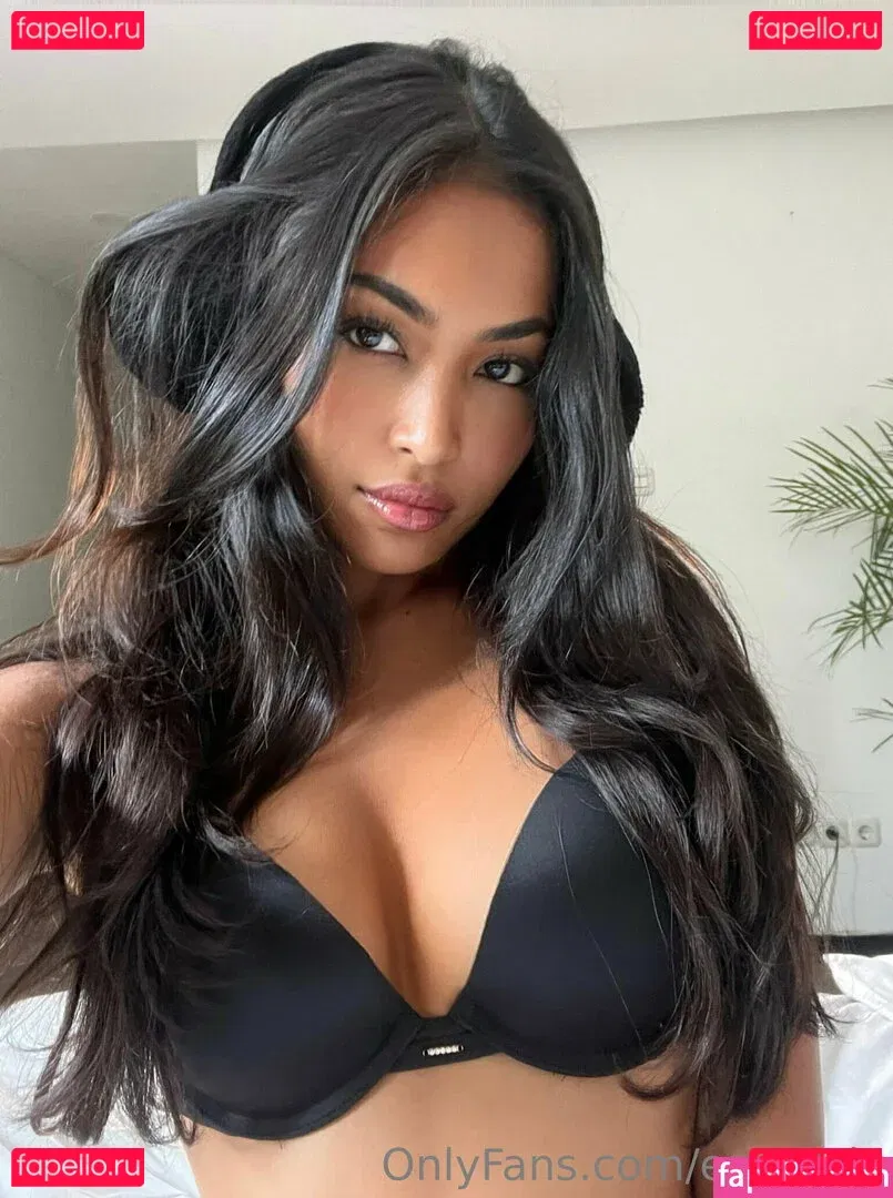 Erzabel Onlyfans Photo Gallery 