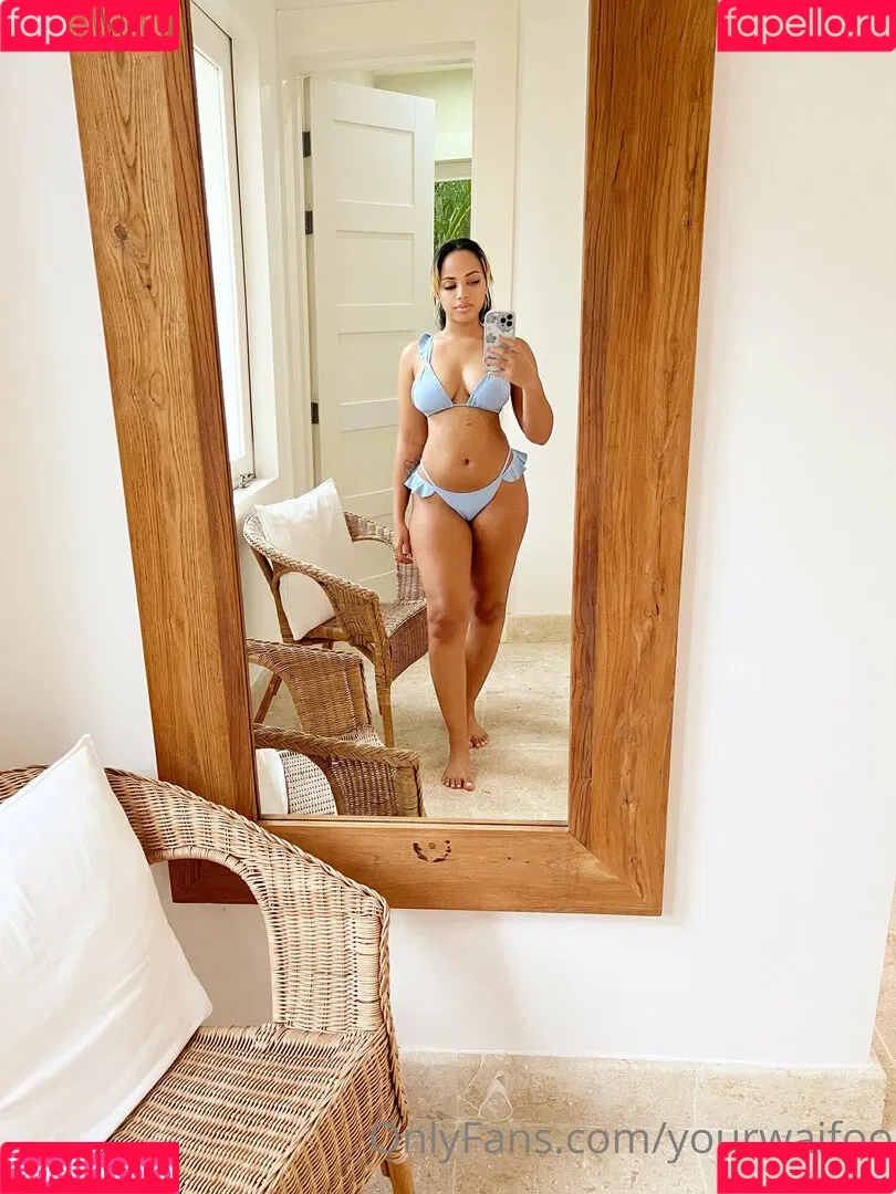 yourwaifoo Onlyfans Photo Gallery 