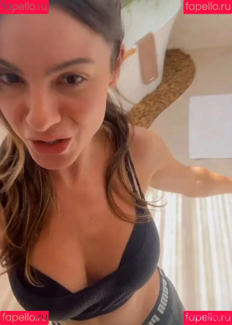 Maddu Magalhães Onlyfans Photo Gallery 
