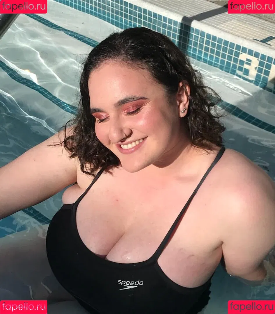 Alida Roos Onlyfans Photo Gallery 