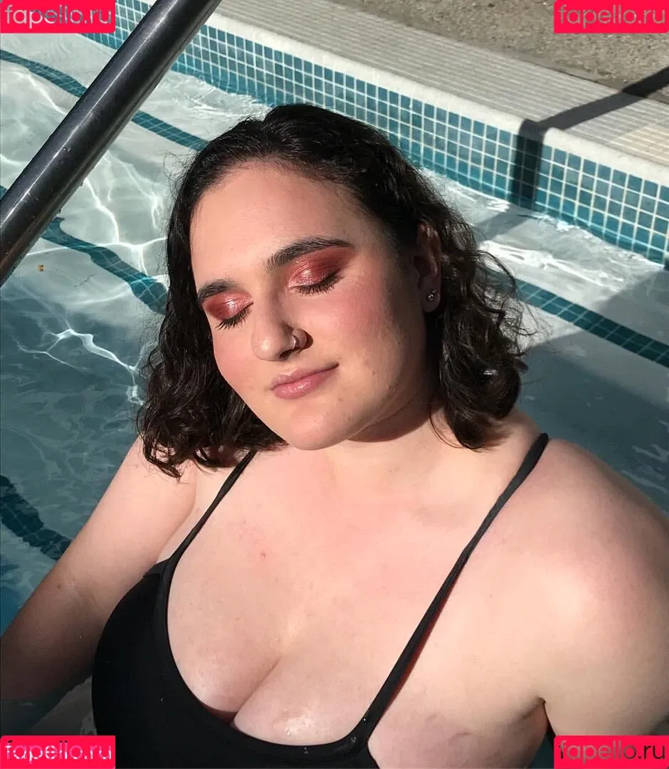 Alida Roos Onlyfans Photo Gallery 
