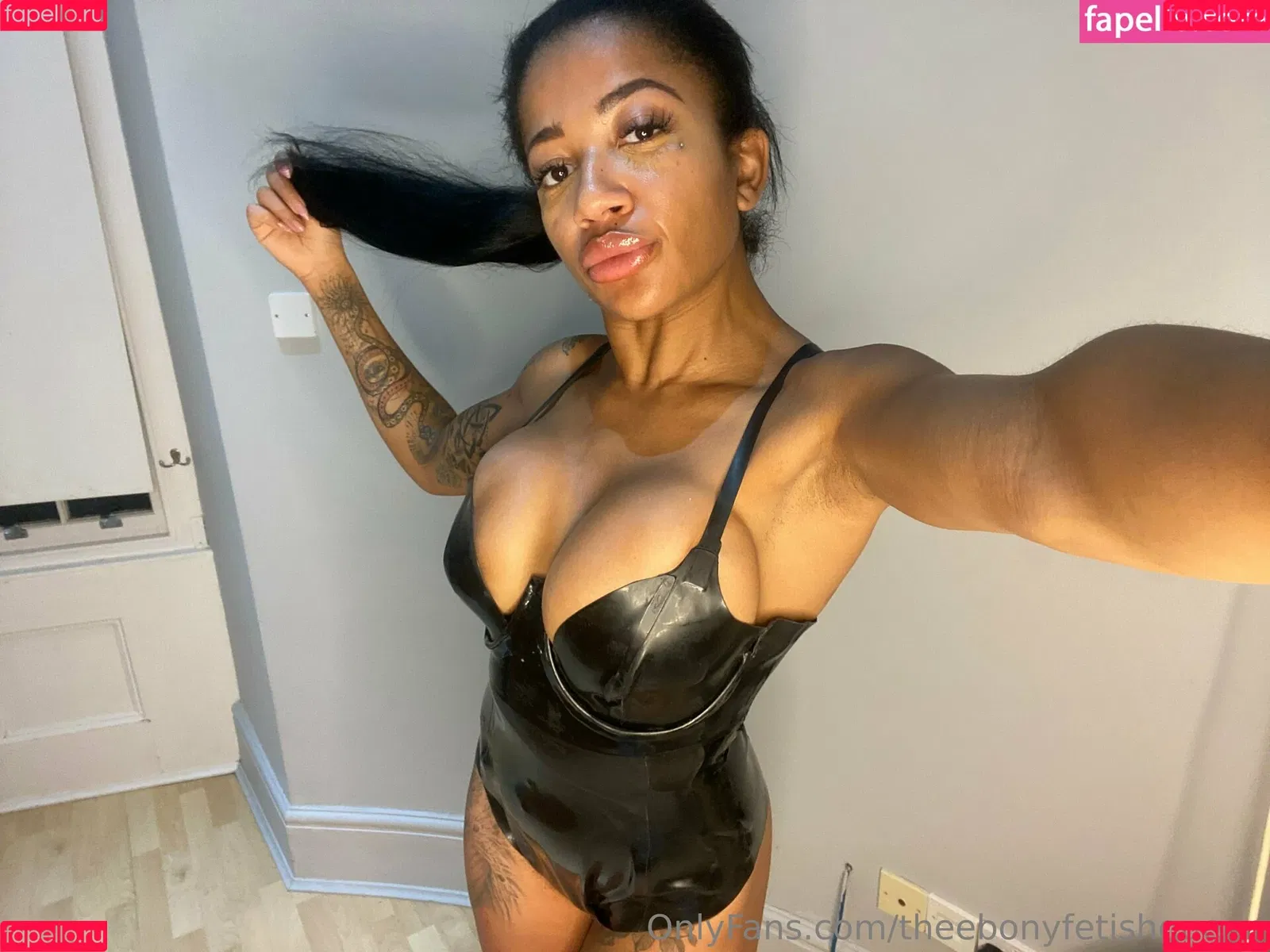 theebonyfetishqueen Onlyfans Photo Gallery 