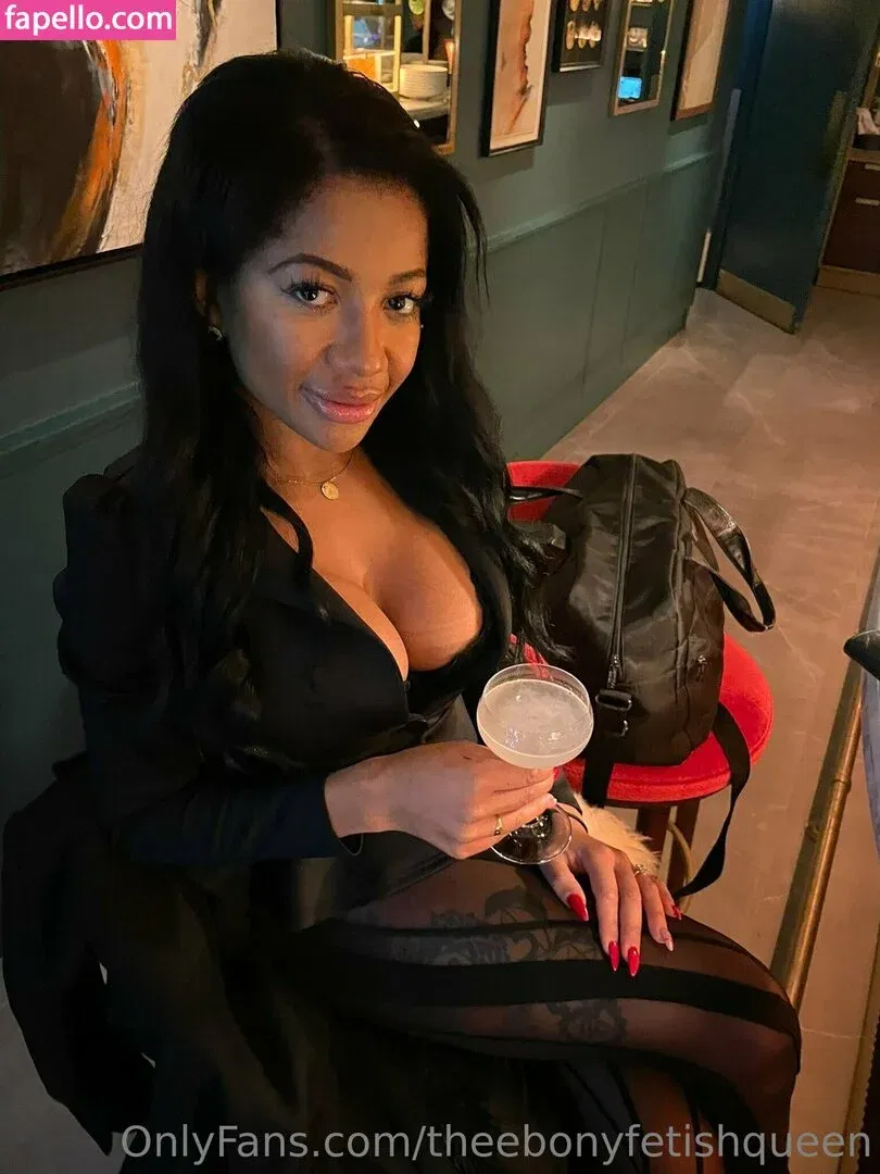 theebonyfetishqueen Onlyfans Photo Gallery 