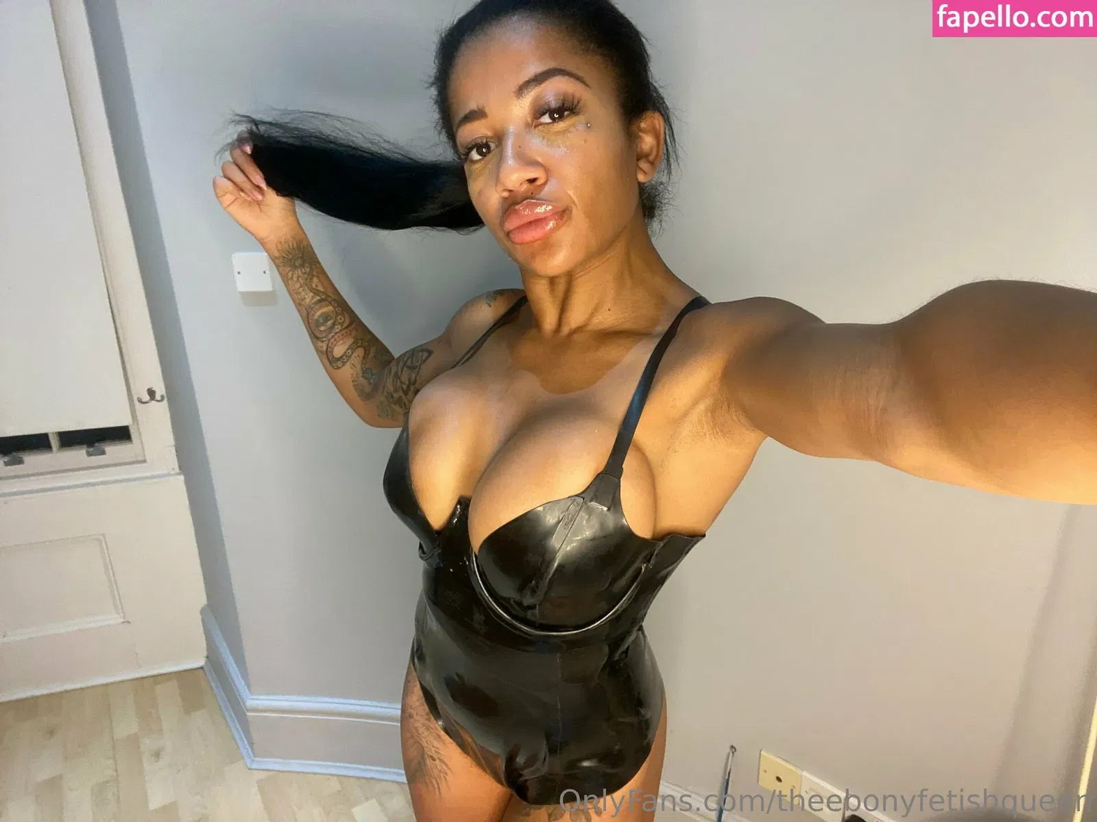 theebonyfetishqueen Onlyfans Photo Gallery 
