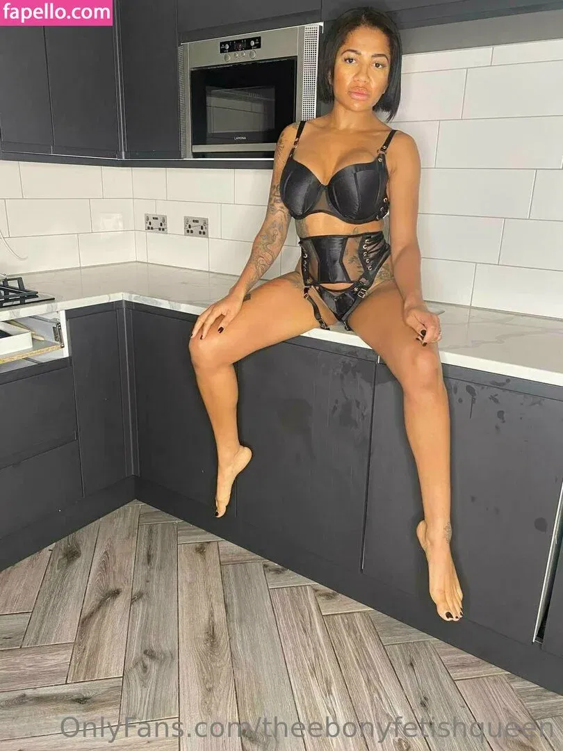 theebonyfetishqueen Onlyfans Photo Gallery 