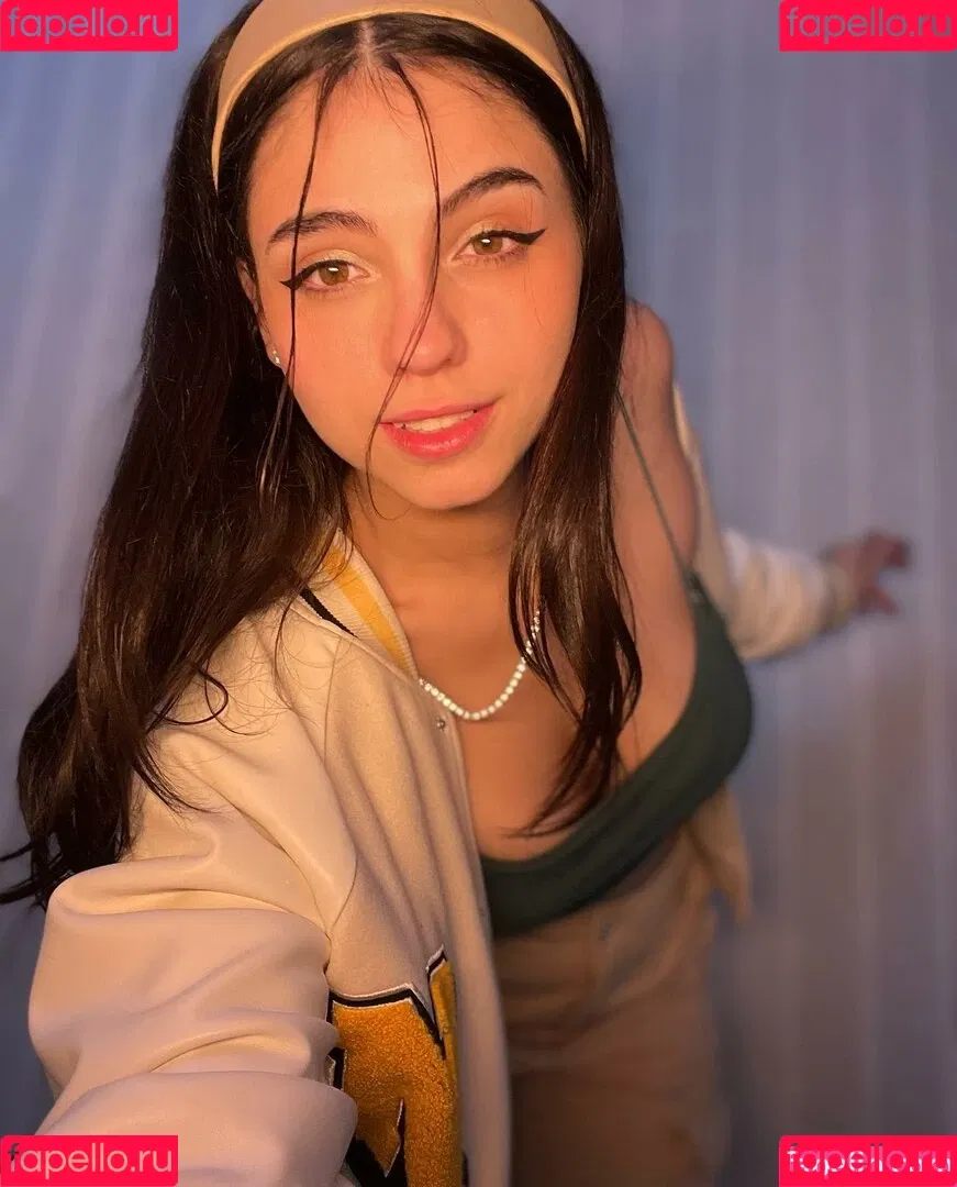 iaaras2 Onlyfans Photo Gallery 