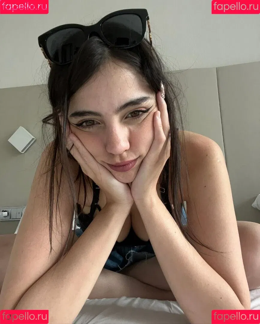 iaaras2 Onlyfans Photo Gallery 