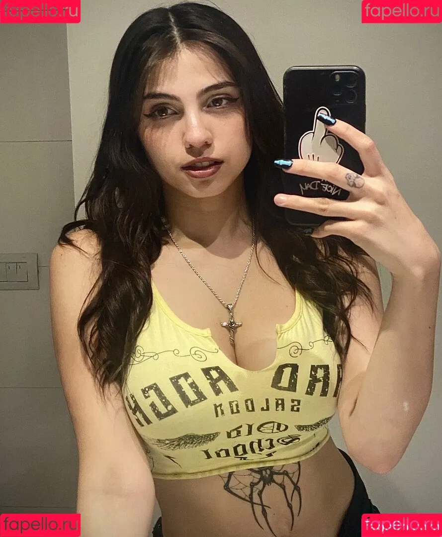 iaaras2 Onlyfans Photo Gallery 