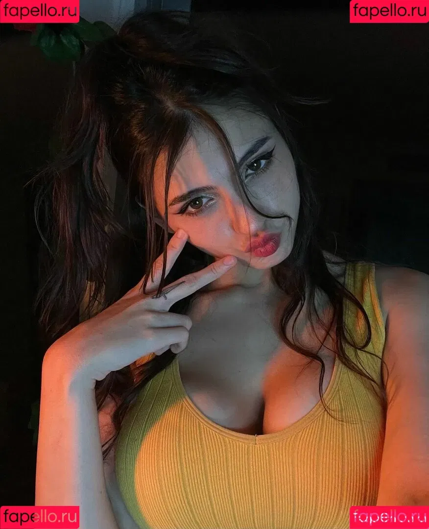 iaaras2 Onlyfans Photo Gallery 