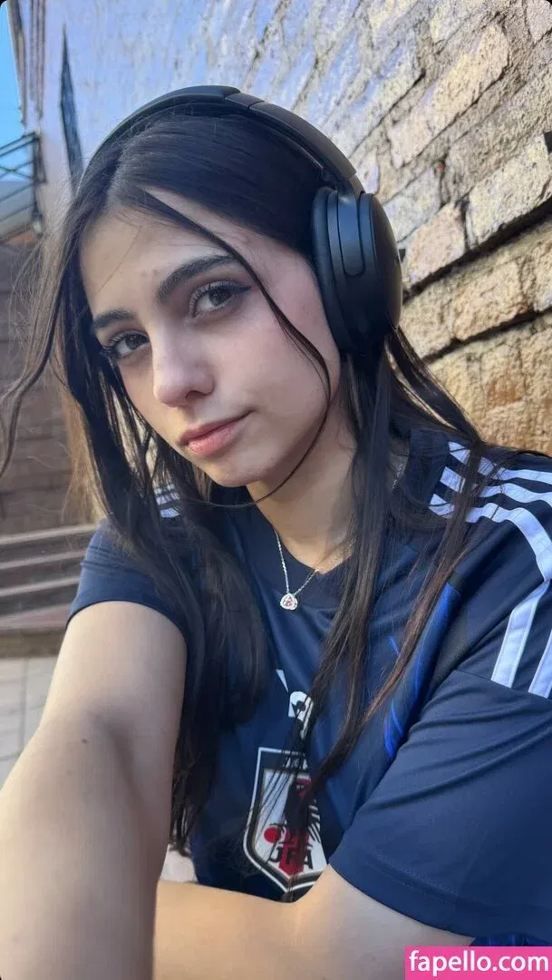 iaaras2 Onlyfans Photo Gallery 