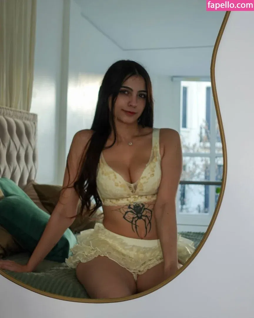 iaaras2 Onlyfans Photo Gallery 