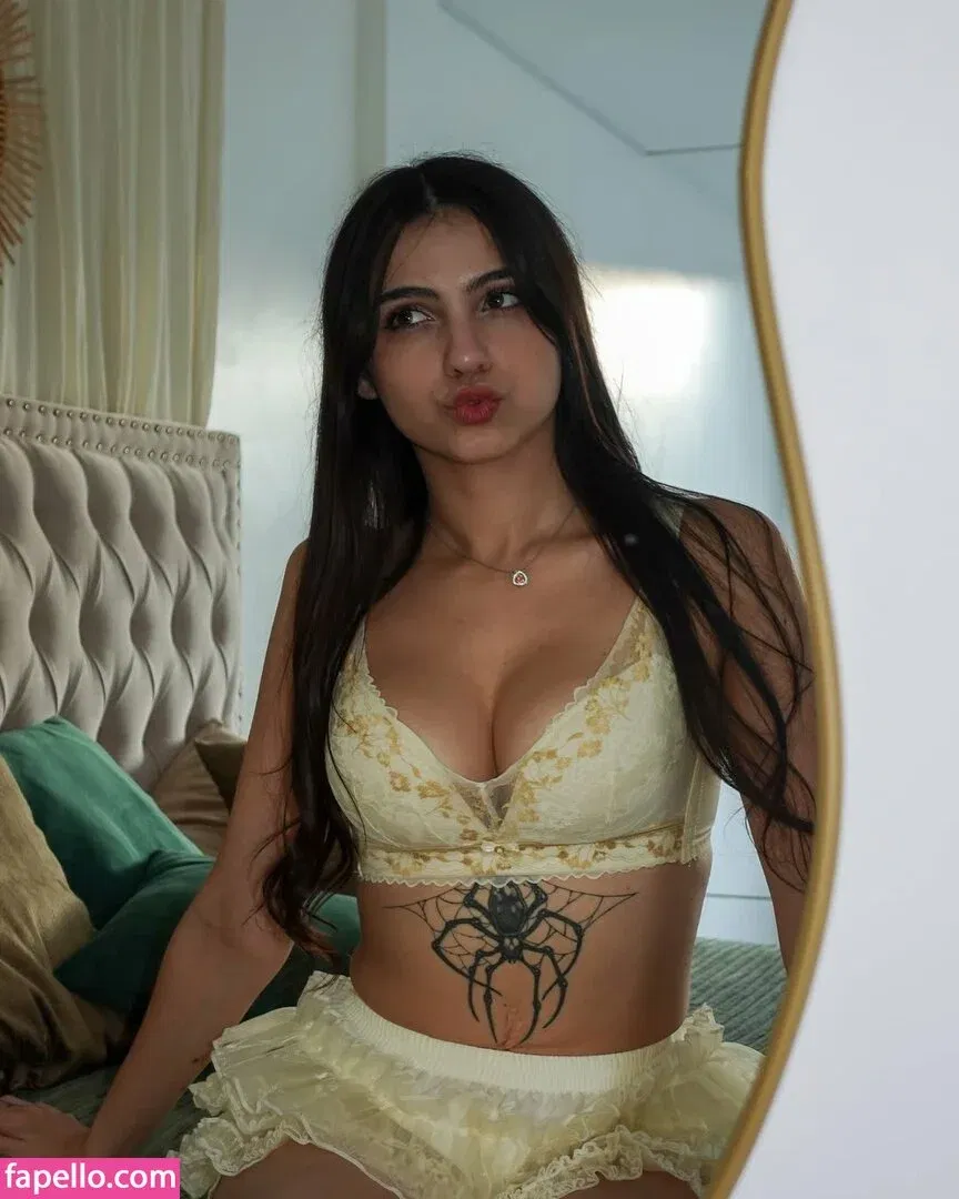 iaaras2 Onlyfans Photo Gallery 