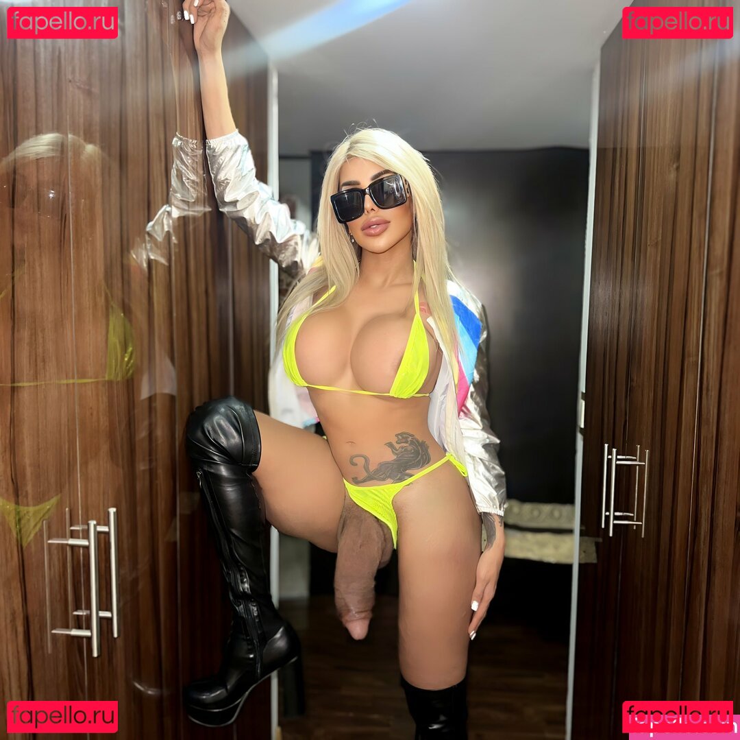 Karla Carrillo Nude Onlyfans Photo 18