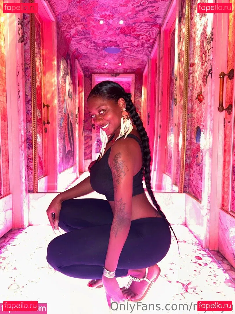 rajasyn Onlyfans Photo Gallery 