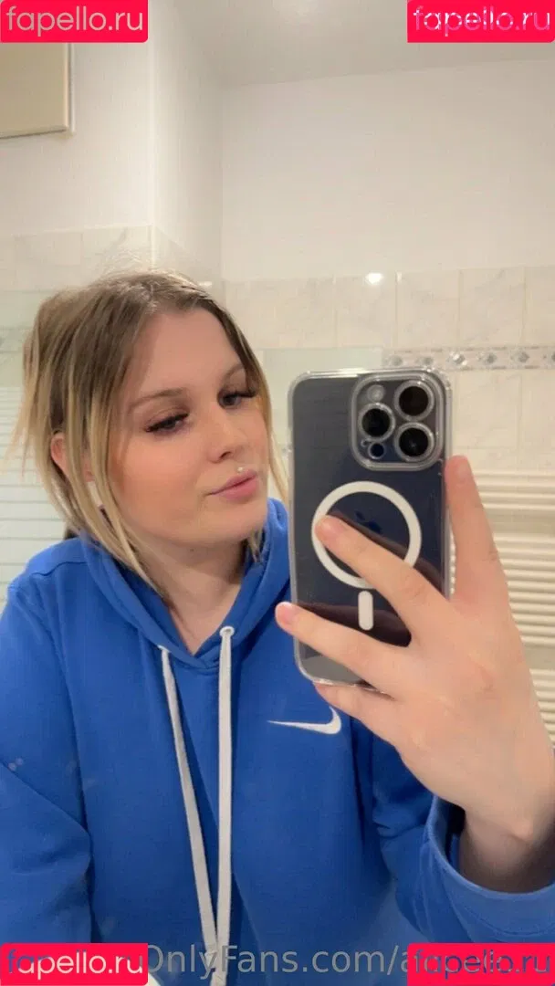 alicee11 Onlyfans Photo Gallery 
