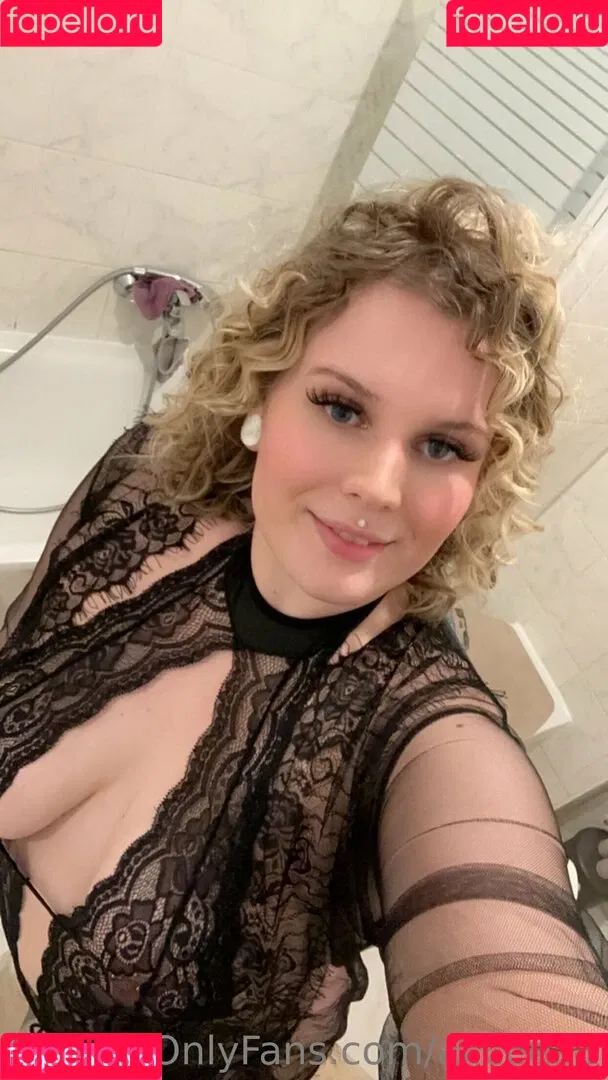 alicee11 Onlyfans Photo Gallery 