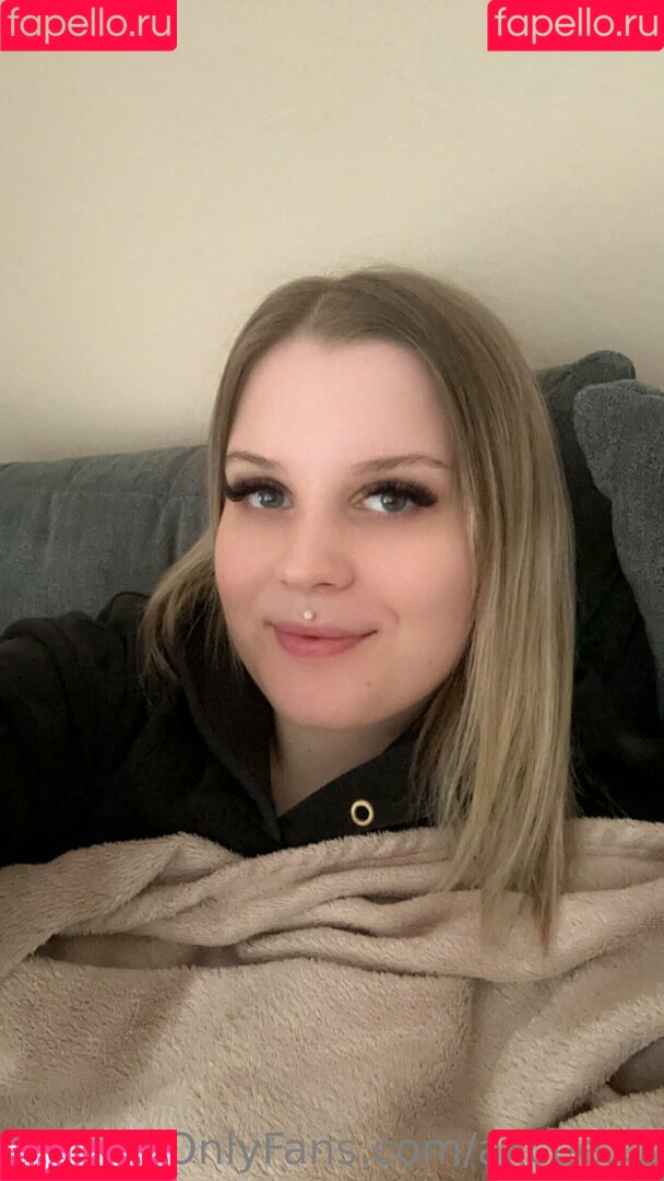 alicee11 Onlyfans Photo Gallery 