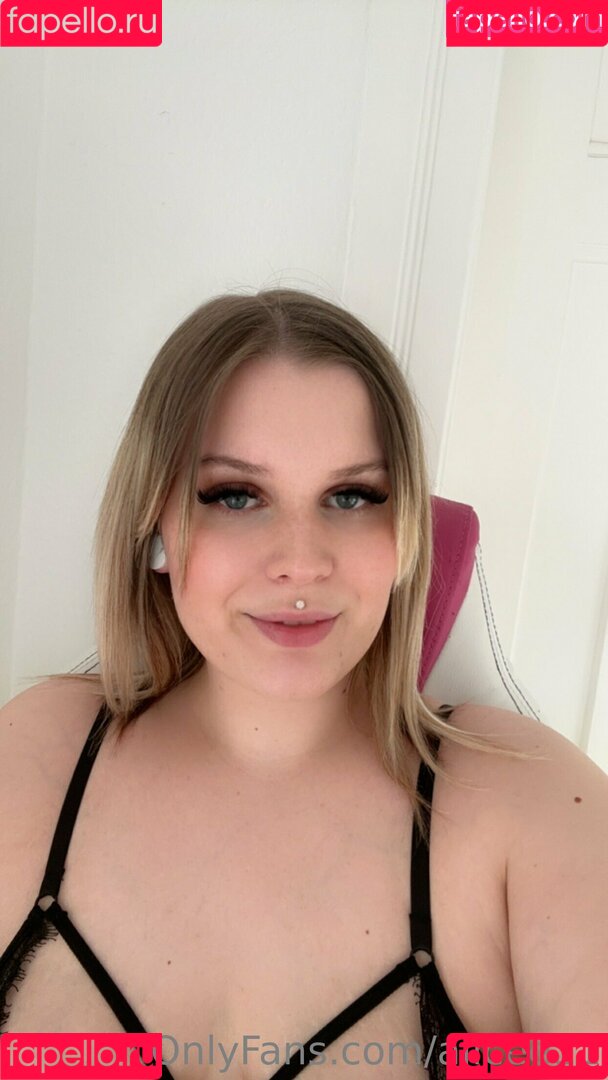 alicee11 Onlyfans Photo Gallery 