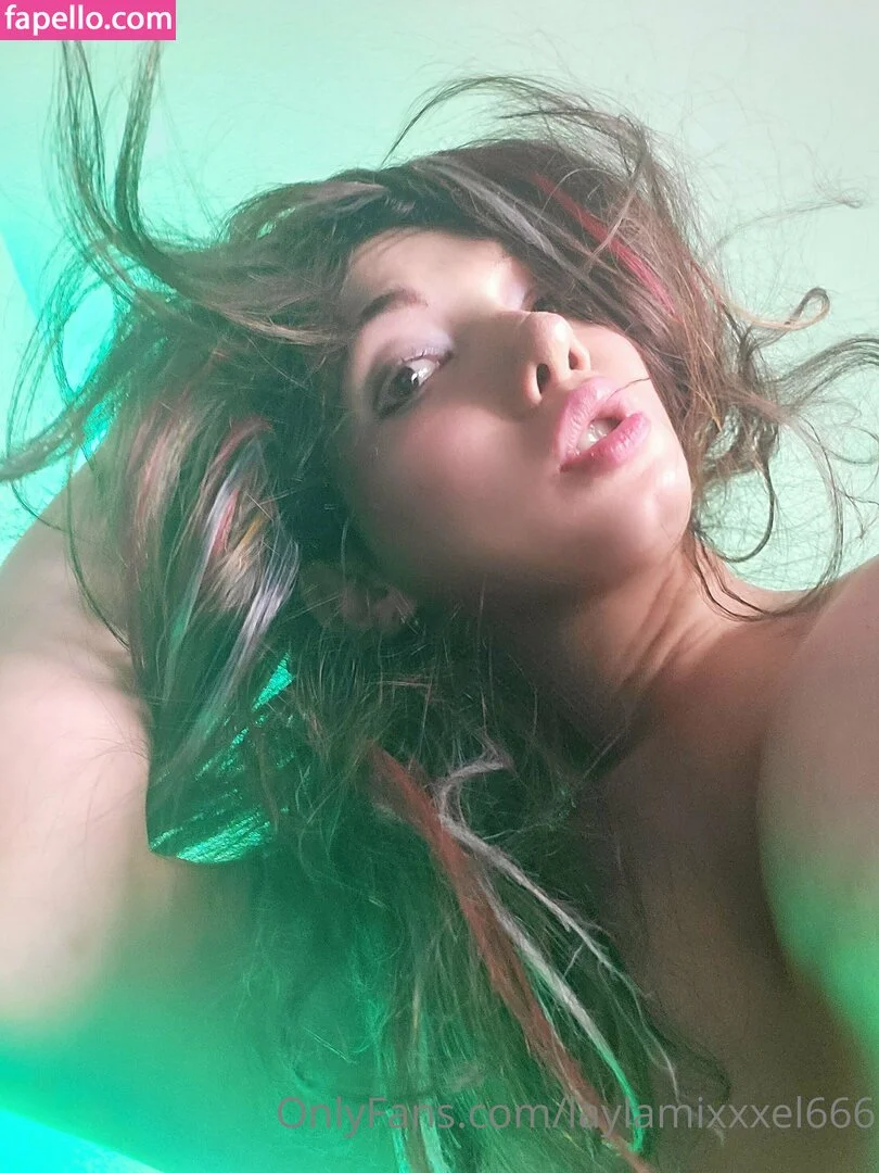 laylamixxxel666 Onlyfans Photo Gallery 