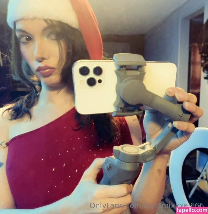 laylamixxxel666 Onlyfans Photo Gallery 
