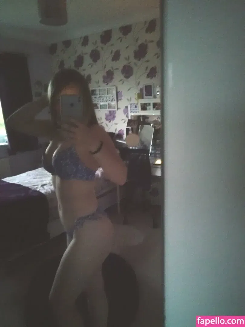 justanuptowngirl Onlyfans Photo Gallery 