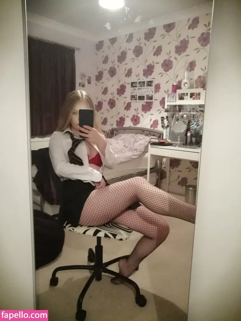 justanuptowngirl Onlyfans Photo Gallery 