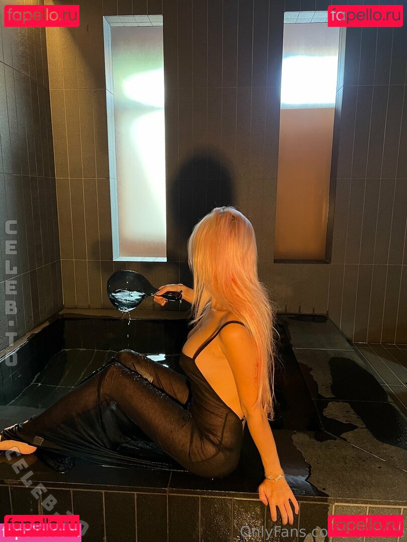 vyvanle Nude Onlyfans Photo 11