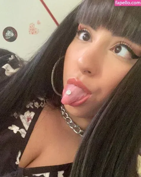 Raxien Onlyfans Photo Gallery 