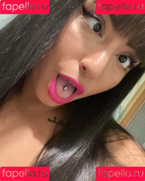 Raxien Onlyfans Photo Gallery 