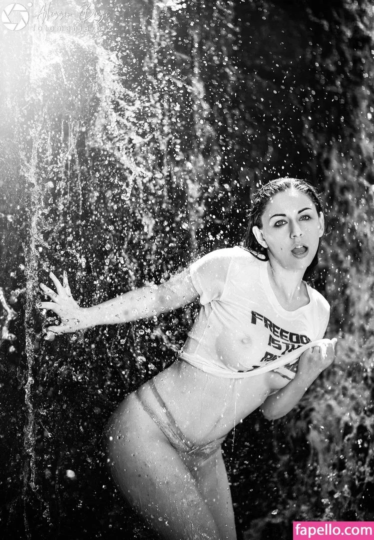 gweda Onlyfans Photo Gallery 