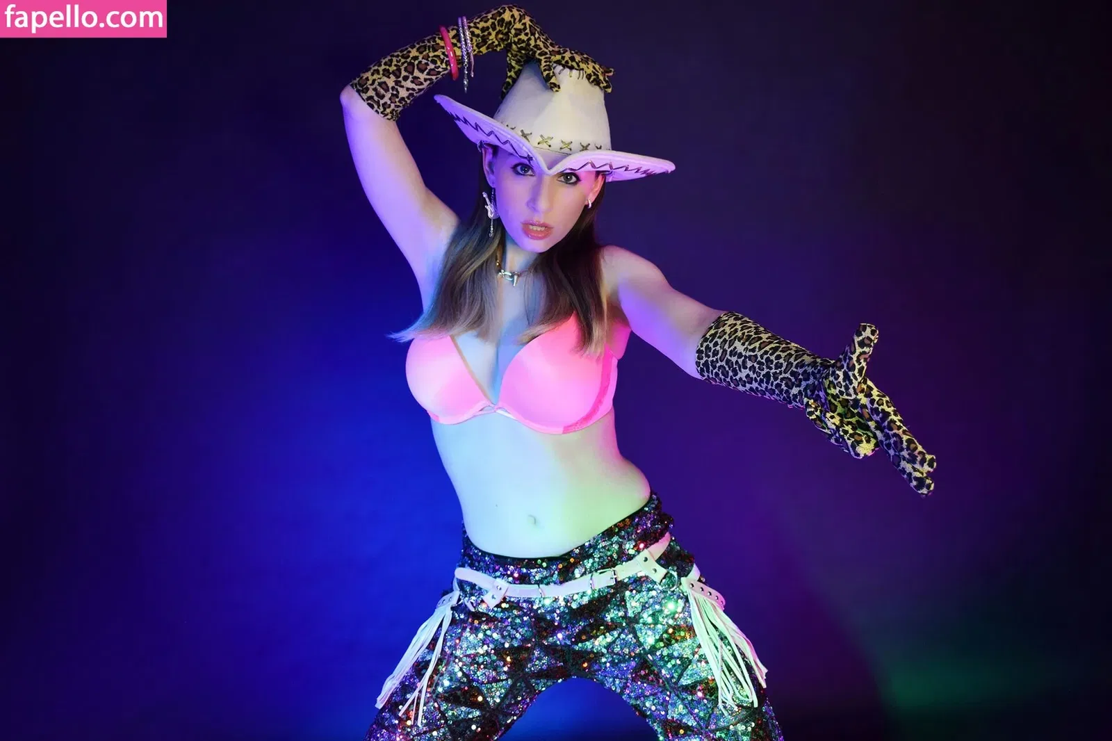 gweda Onlyfans Photo Gallery 